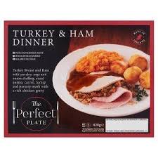 Finde alle brands, die du liebst online im shop. Aldi Is Selling A Christmas Dinner For Two With All The Trimmings For Just 9 And It S Much Cheaper Than Tesco S Version