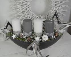 Hallo Zusammen Wir Bieten Euch Hier Einen Schones Adventsgesteck In Einer Schale An Ei Adventsgesteck Weihnachtstischschmuck Weihnachtsdekoration Fur Draussen