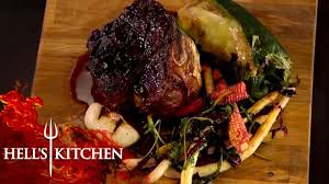 World renowned chef gordon ramsay puts aspiring young chefs through rigorous cooking challenges and dinner services at his restaurant in hollywood, hell's kitchen. Gordon Ramsay Loving The Food Hell S Kitchen Part One Youtube
