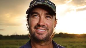 Outback Wrangler Matt Wright to file cross-claim against paraplegic pilot  and co-star Chris Wilson's company