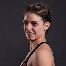 Forever known for her cataclysmic upset of ronda rousey at ufc 193, holm held the undisputed women's bantamweight title from nov. Mackenzie Dern Revela Por Que Luta Com Marina Rodriguez Nao E Oficial 25 05 2021 Uol Esporte