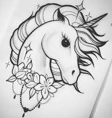 Coloriage Licorne Tete In 2020 Unicorn Art Drawing Unicorn Drawing Unicorn Painting