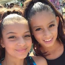 Sophia Nevarez (@sophialovesdog)