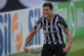 O time tricolor ainda viu o goleiro felipe alves pegar dois pênaltis nos minutos finais para sair com um ponto de belo horizonte. Fortaleza Vence Atletico Mg Em Pleno Mineirao Com Dois Gols De Pikachu Jogada Diario Do Nordeste