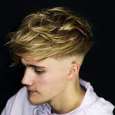 Textur Fransen 2018 Undercut Deckhaar Nach Vorne Gefohnt Olderwomanhairstyles Mens Hairstyles Medium Womens Hairstyles Fringe Hairstyles