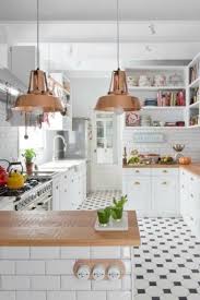 Shop wayfair for all the best bronze kitchen & dining room sets. Kitchen With Copper Accents Whaciendobuenasmigas