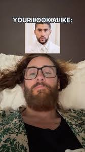 Donna Syme's Instagram, Twitter & Facebook