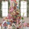 Maybe you've never done outdoor christmas decorations before, or maybe you've done them for years but you've always don't the same thing and want to change things up a bit. 1