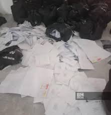 Sebaik saja urusan pengundian selesai, ketua tempat mengundi akan membuat pengiraan kertas undi. Kertas Undi Sudah Ditanda Ditemui Di Kajang