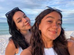 fatima (@fatima.esmerio_) • Instagram photos and videos