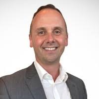 70+ "Sant&" profiles