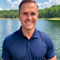 10+ "Lee Broome" profiles