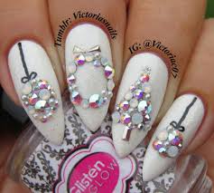 Vics_nails instagram.com/vics_nails/ access all the nails designs: 25 Festive Christmas Nail Designs Ideas 2019 Holiday Nails Fabulous Nail Art Designs