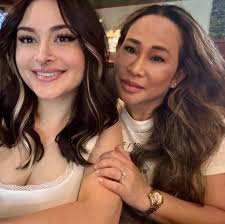 Who else let their kids name their pet? #Sharky 🤣 #ClearTheShelters ❤️