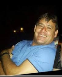 Q.E.P.D ELVER ULFRIDO LEIVA NOGUERA 18-01-62/04-12-24 (62 años). Lamentamos  comunicar el fallecimiento de nuestro  Amigo/Marido/Padre/Hermano/Vecino/Futbolero y Maestro de Futboleros, como  consecuencia de un infarto ocurrido en su domicilio anoche a las ...