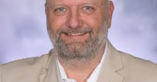 Central mayor loses, but city council veterans remain