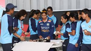 Mithali raj is the captain of india's women cricket team. Ddtseqw2dhzpym