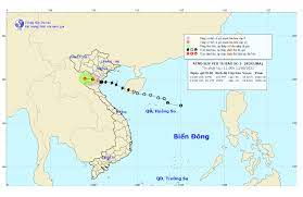 Lúc 13h, vị trí trung tâm vùng áp thấp ở khoảng 15,1 độ vĩ bắc; Ir1oojixfwzmlm