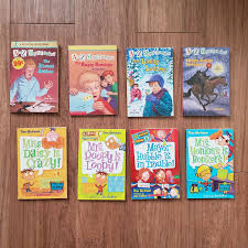 Lot Of 8 Total All In Good To Fair Condition No Major Damage Or Writing Just Light Signs Of Page Aging And Wear Please Books Lighted Signs Childrens Books