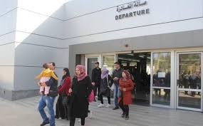 وكانت مصر أغلقت في أكتوبر الفائت معبر رفح، المعبر الوحيد بين القطاع الفلسطيني والعالم ولا تسيطر عليه إسرائيل، بعد هجوم انتحاري دام ضد الجيش في شمال سيناء. Ù‡ÙŠØ¦Ø© Ø§Ù„Ù…Ø¹Ø§Ø¨Ø± ØªØµØ¯Ø± ØªÙ†ÙˆÙŠÙ‡Ø§ Ø¨Ø®ØµÙˆØµ Ø§Ù„ØªØ³Ø¬ÙŠÙ„ Ù„Ù„Ø³ÙØ± Ø¹Ø¨Ø± Ù…Ø¹Ø¨Ø± Ø±ÙØ­ ÙˆÙƒØ§Ù„Ø© Ø³Ø¨Ù‚24 Ø§Ù„Ø¥Ø®Ø¨Ø§Ø±ÙŠØ©
