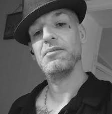 What glue to use for eyes