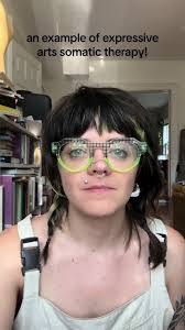 Daria Harrison's Instagram, Twitter & Facebook