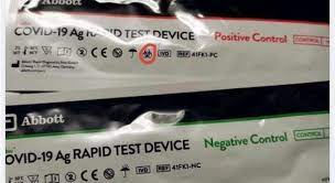 After application of a patient specimen to the test device, the presence of a control line within the results window confirms the validity of the test result while the presence of a. Nein Abstrichstabchen Von Corona Schnelltests Sind Nicht Verseucht