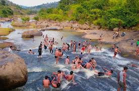 Bhagsu Falls
