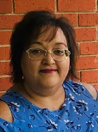 Fay Roe's Instagram, Twitter & Facebook