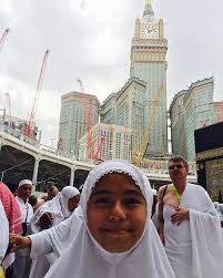 Beliau kerap dibandingkan dengan puteri balqis sepanjang kerjayanya. Mia Sara Ambil Keputusan Berhijab Hiburan Mstar