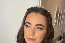 Amy Eustace's Instagram, Twitter & Facebook