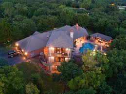 Luxury Homes For Sale Edmond Oklahoma Valerie Mcevoy Real Estate Houses Luxury Estate Luxury Homes