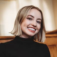 Brianna Bernhardt's Instagram, Twitter & Facebook