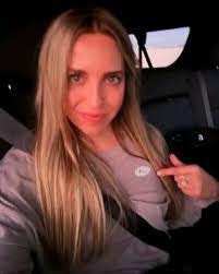 Britney Forrest's Instagram, Twitter & Facebook