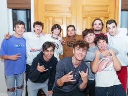 Q A Tiktok Star Josh Richards Explains How The App Can Be Used For Good In 2020 Josh Richards To My Future Husband Cute Boys