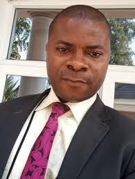 Effiong Essien's Instagram, Twitter & Facebook