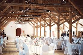 Im sommer werden in der scheune regelmäßig größere hochzeiten und geburtstage gefeiert. Getreidespeicher Hochzeitslocation In Munsingen Deutschland