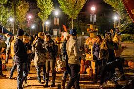 Adults Night Out The Great Pumpkin Glow Things To Do In Chicago