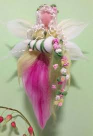 Start by marking elfen & feen aus märchenwolle as want to read Ihr Heimschmuck Schone Dinge Fur Drinnen Draussen Filzen Lernen Im Alten Schulhaus