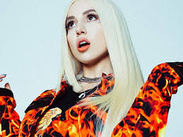 Ava Max Kings Queens Arc Street Journal In 2020 Ava Celebs Singer