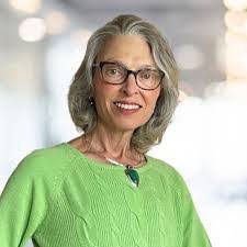 Barbara Kalinowski's Instagram, Twitter & Facebook