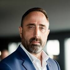 Darren James's Instagram, Twitter & Facebook