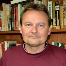 Coronavirus and politics: what does the epidemic tell us about democracy  and other regimes?