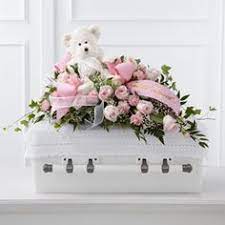 Get directions, reviews and information for coleman brothers flowers inc in henrico, va. 23 Idees De Gerbe Pour Enfants Fleurs Fleurs Deuil Arrangements Floraux Funeraires