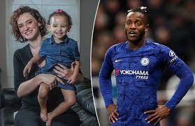 Maybe you would like to learn more about one of these? Ik Zal Er Altijd Zijn Voor Mijn Familie Rode Duivel Michy Batshuayi Ontkent Dat Hij Ziek Dochtertje Aan Lot Overlaat Sport Hln Be