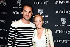 Button und michibata brachen ihren urlaub sofort ab und reisten zurück nach großbritannien. Fotostrecke Die Hubschesten Formel 1 Fahrerfrauen Der Letzten Jahre Foto 7 41