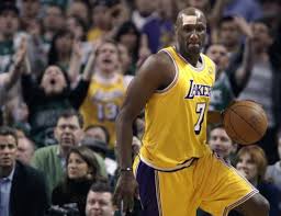 Cavaliers Trade Andrew Bynum, Draft Picks To Bulls For Luol Deng - Sports  Illustrated