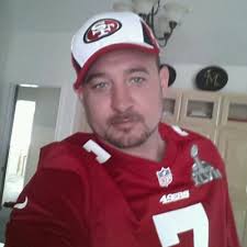 Thomas Ravizza's Instagram, Twitter & Facebook