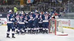 Juni im mai bis zum 6. Del Live Bei Servus Tv Halbfinale Del Playoffs Live Im Tv Und Livestream