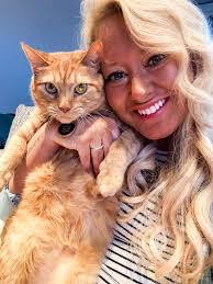 Andrea Eckstein's Instagram, Twitter & Facebook